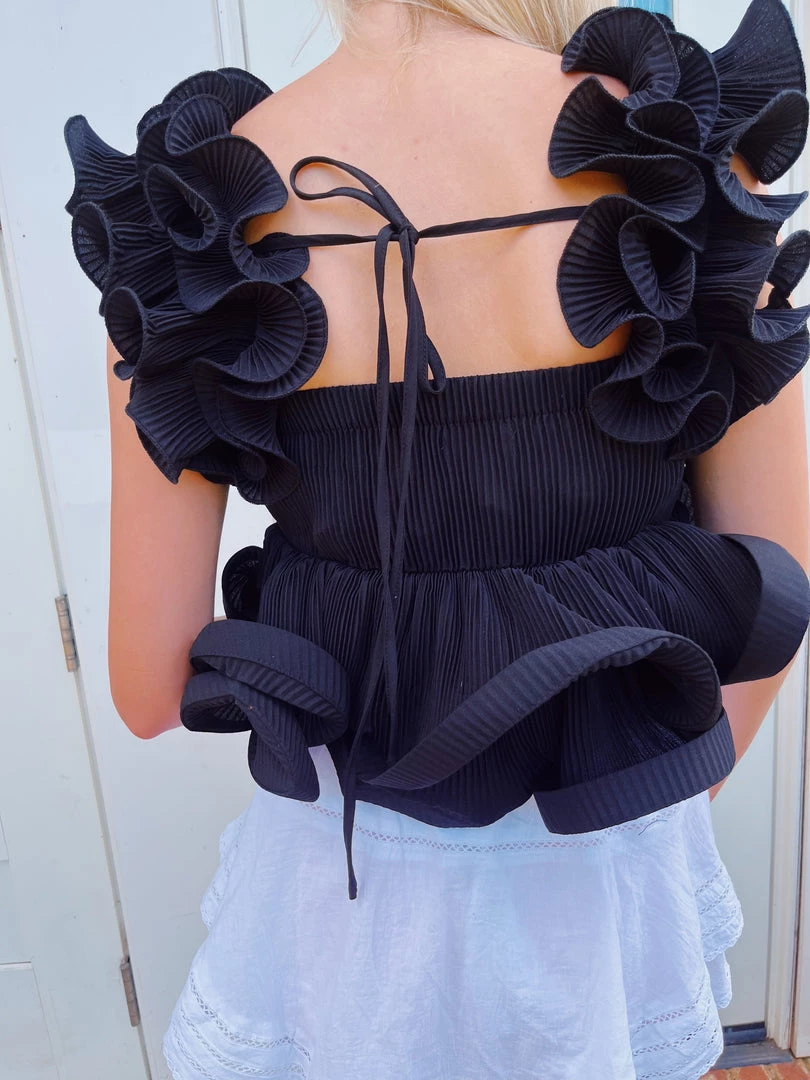 LA' ROS Structured Ruffle Top - Black